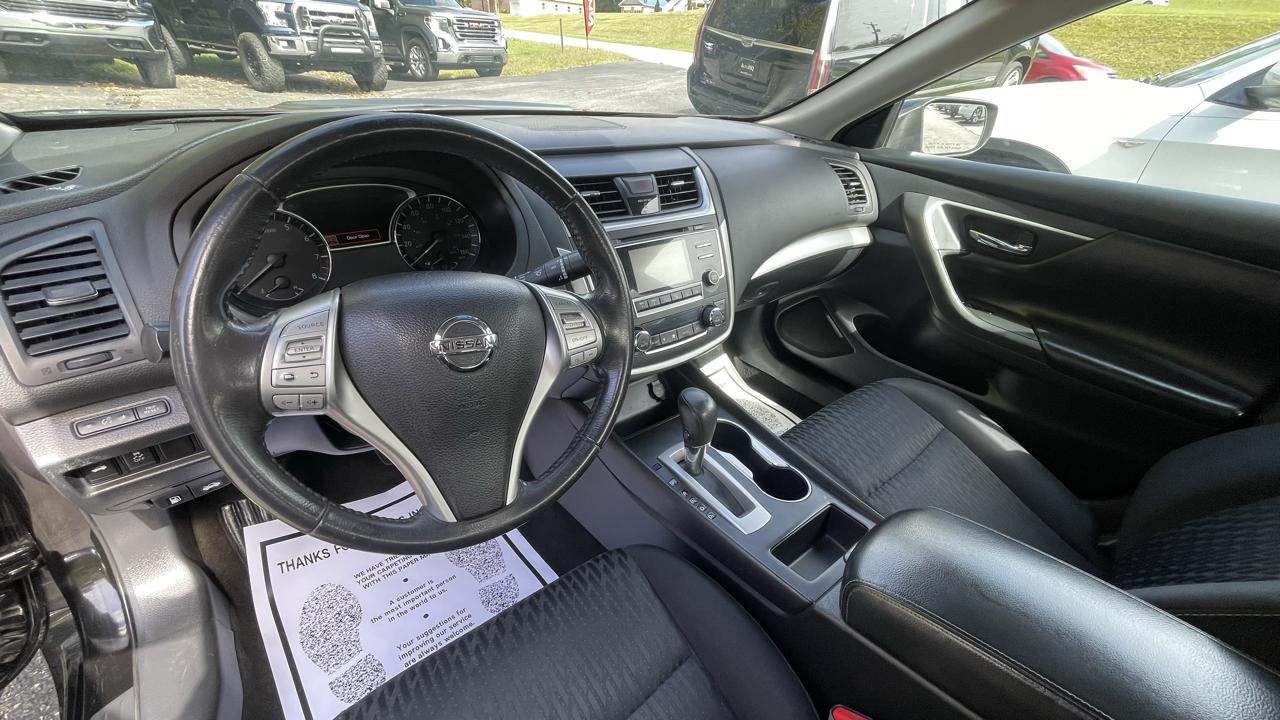 Nissan Altima 2.5 SV 2017