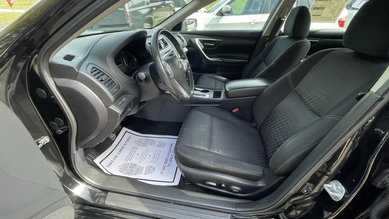 Nissan Altima 2.5 SV 2017