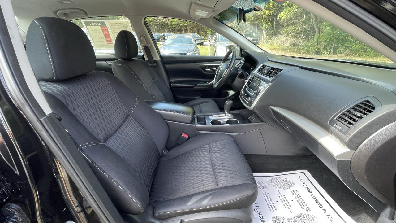 Nissan Altima 2.5 SV 2017