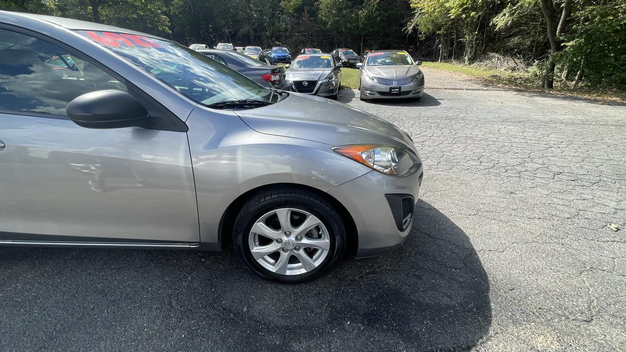 Mazda MAZDA3 i Touring 4-door 2011