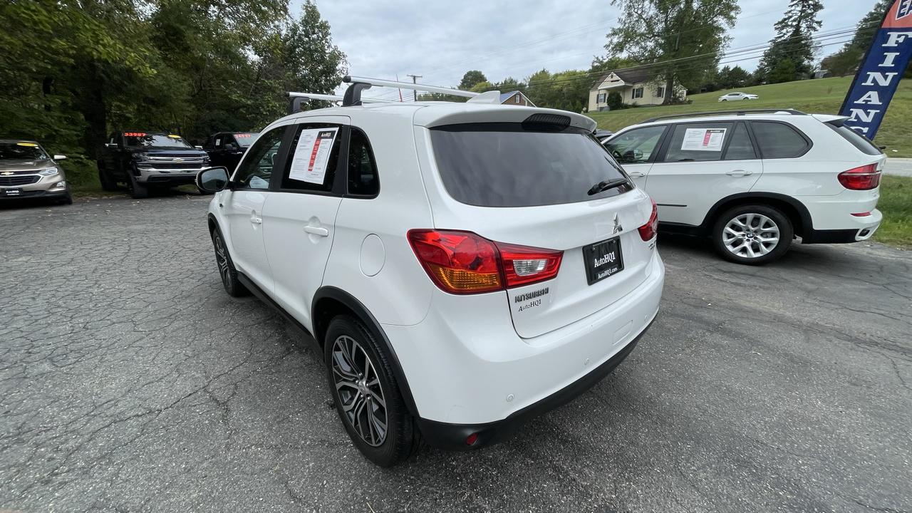 Mitsubishi Outlander Sport 2.0 ES 4WD CVT 2017