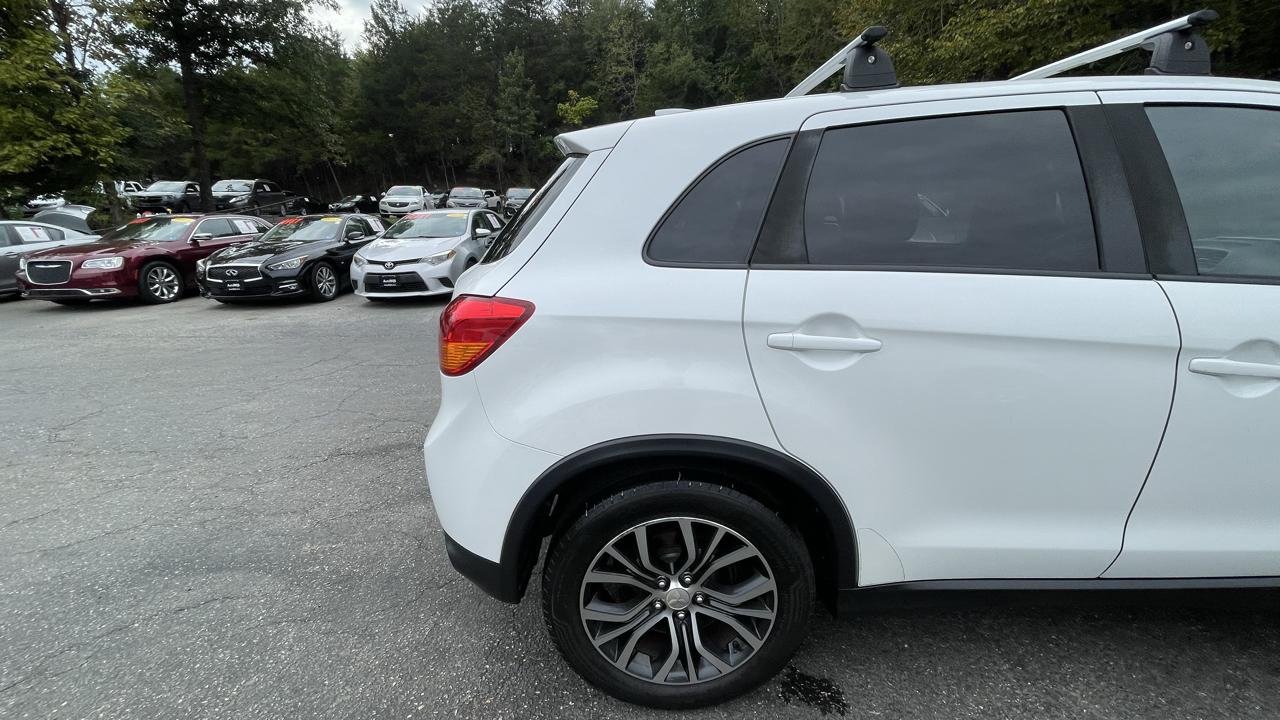 Mitsubishi Outlander Sport 2.0 ES 4WD CVT 2017