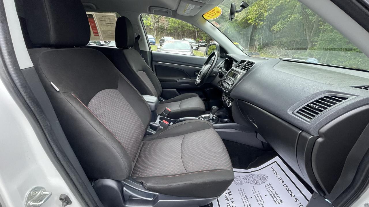 Mitsubishi Outlander Sport 2.0 ES 4WD CVT 2017