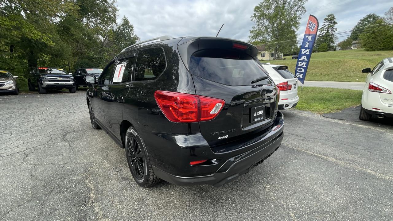 Nissan Pathfinder SL 4WD 2017
