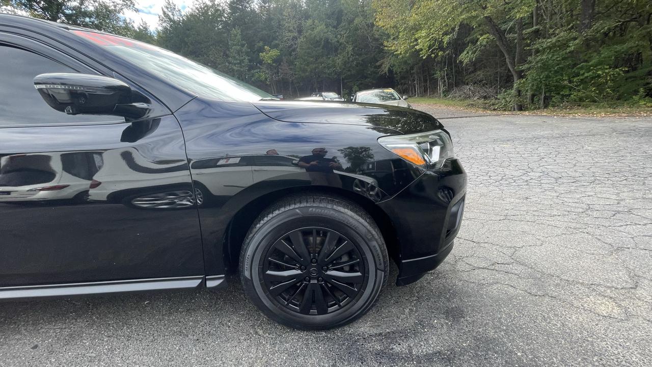 Nissan Pathfinder SL 4WD 2017