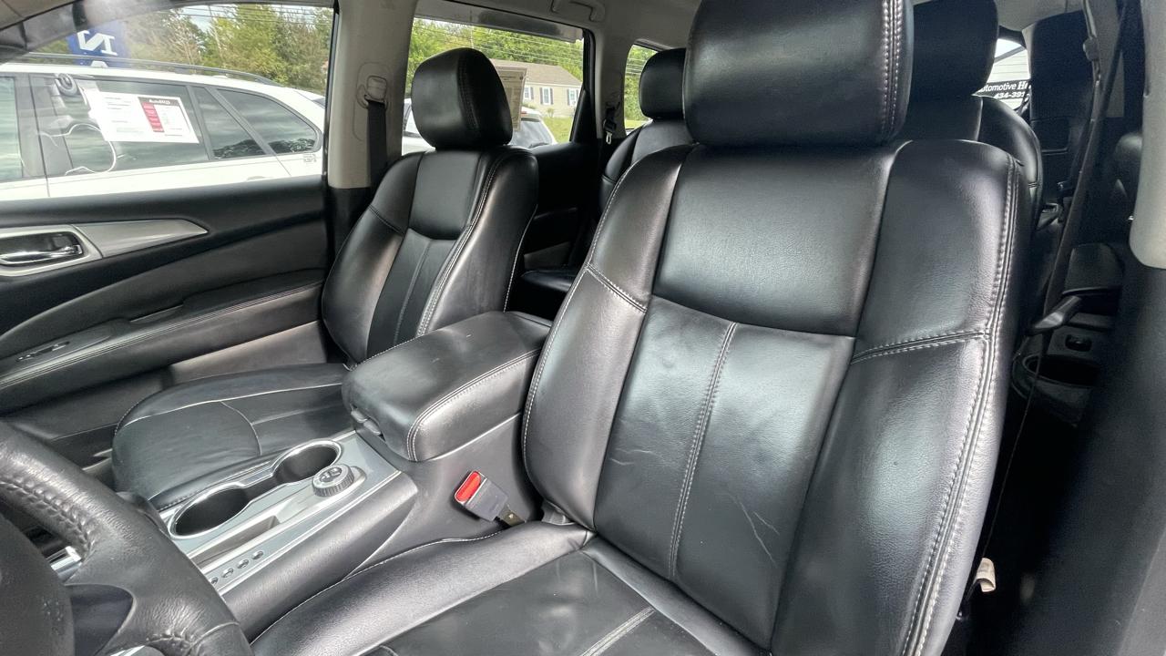Nissan Pathfinder SL 4WD 2017
