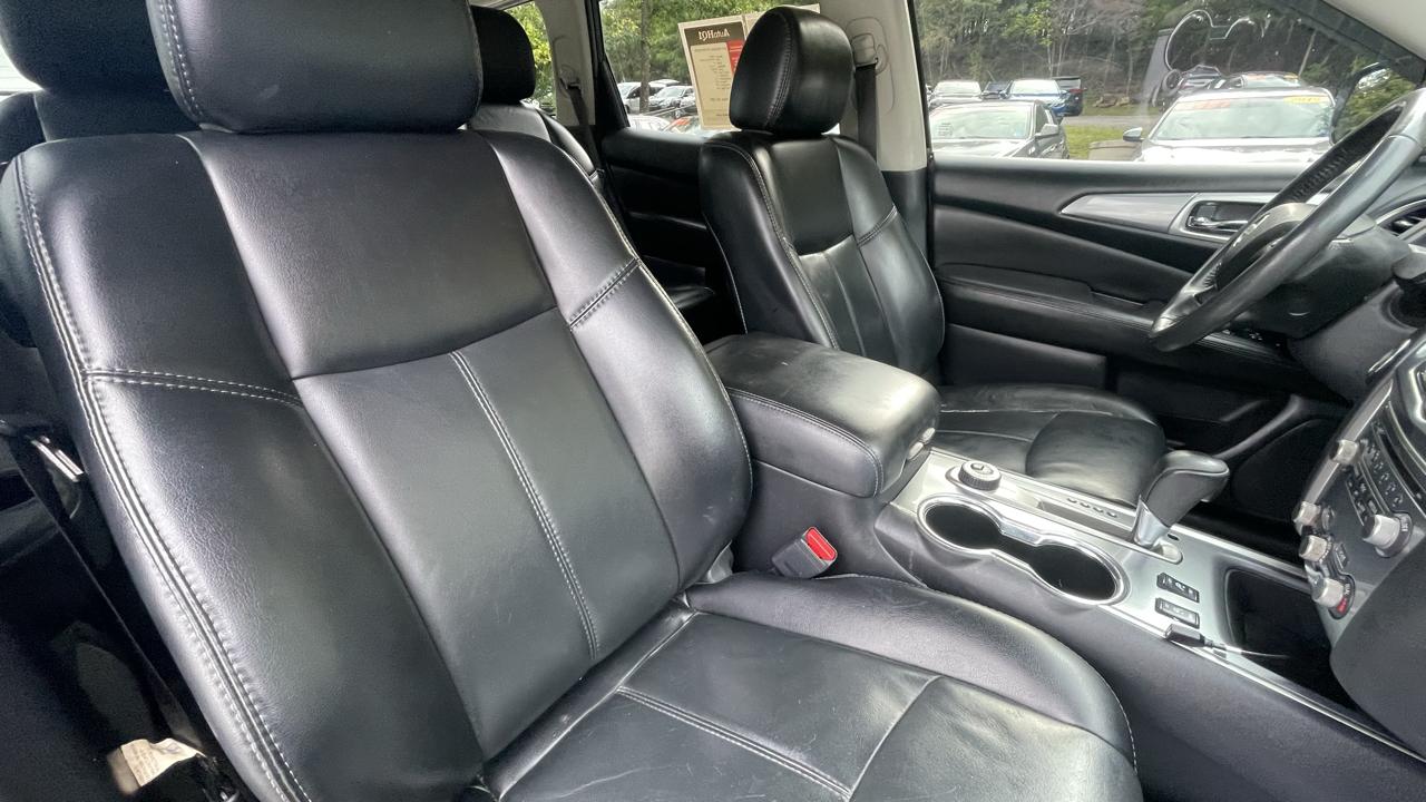Nissan Pathfinder SL 4WD 2017