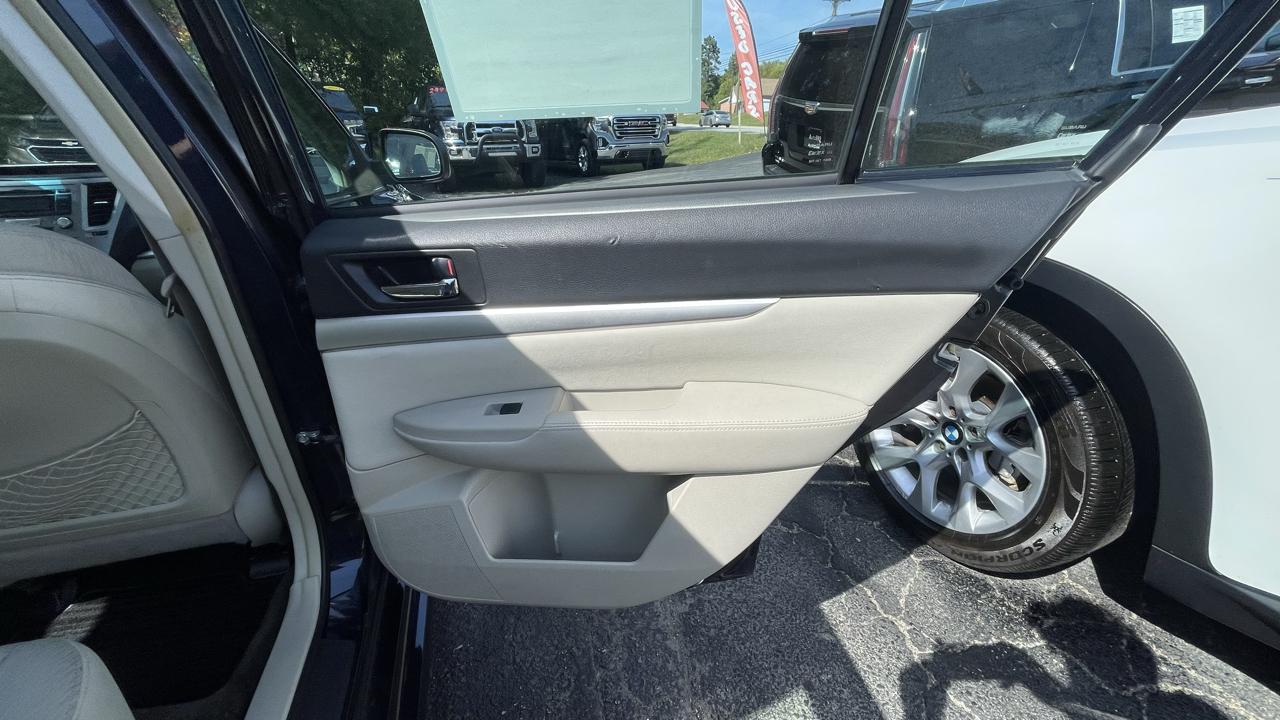 Subaru Legacy 2.5i Premium 2012