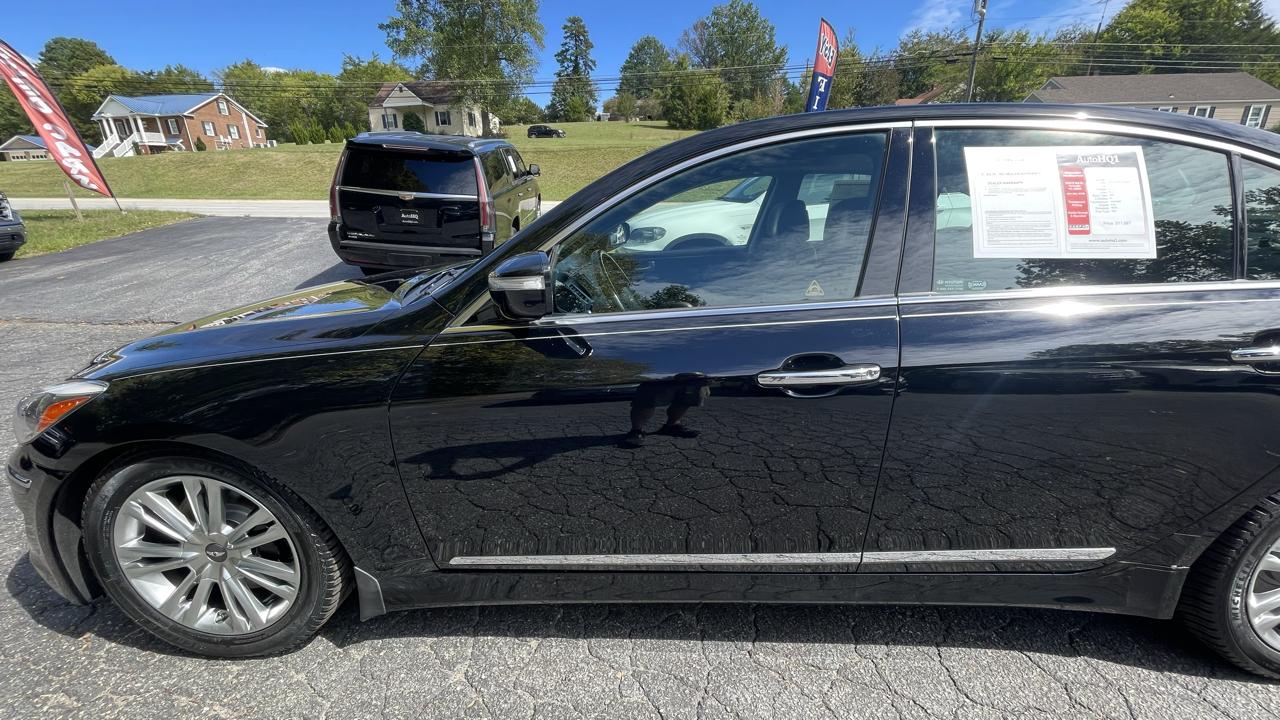 Hyundai Genesis 4.6L 2012