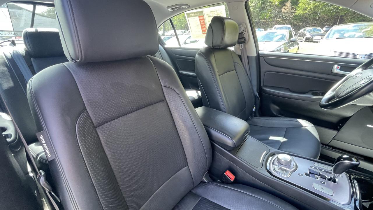 Hyundai Genesis 4.6L 2012