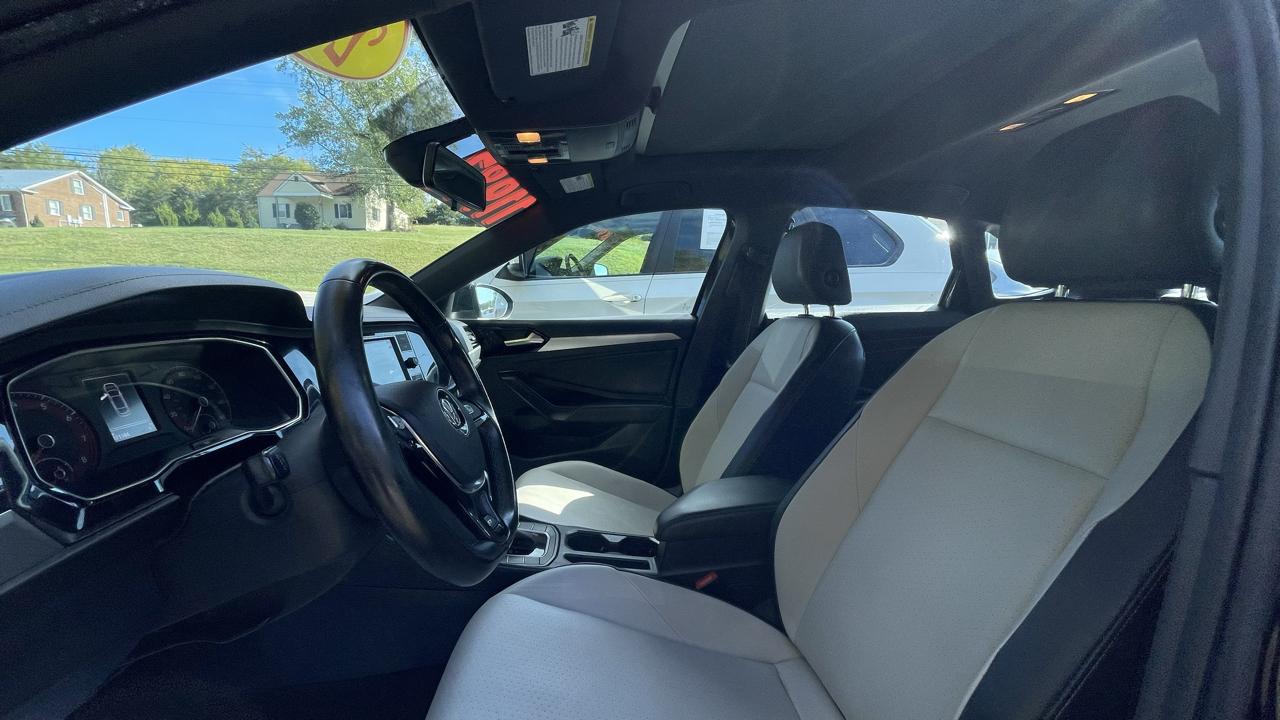 Volkswagen Jetta 1.4T R-Line 8A 2019