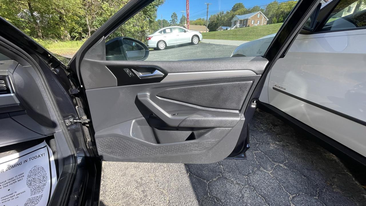 Volkswagen Jetta 1.4T R-Line 8A 2019