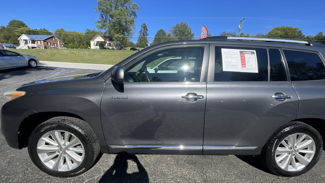 Toyota Highlander Limited 4WD 2011