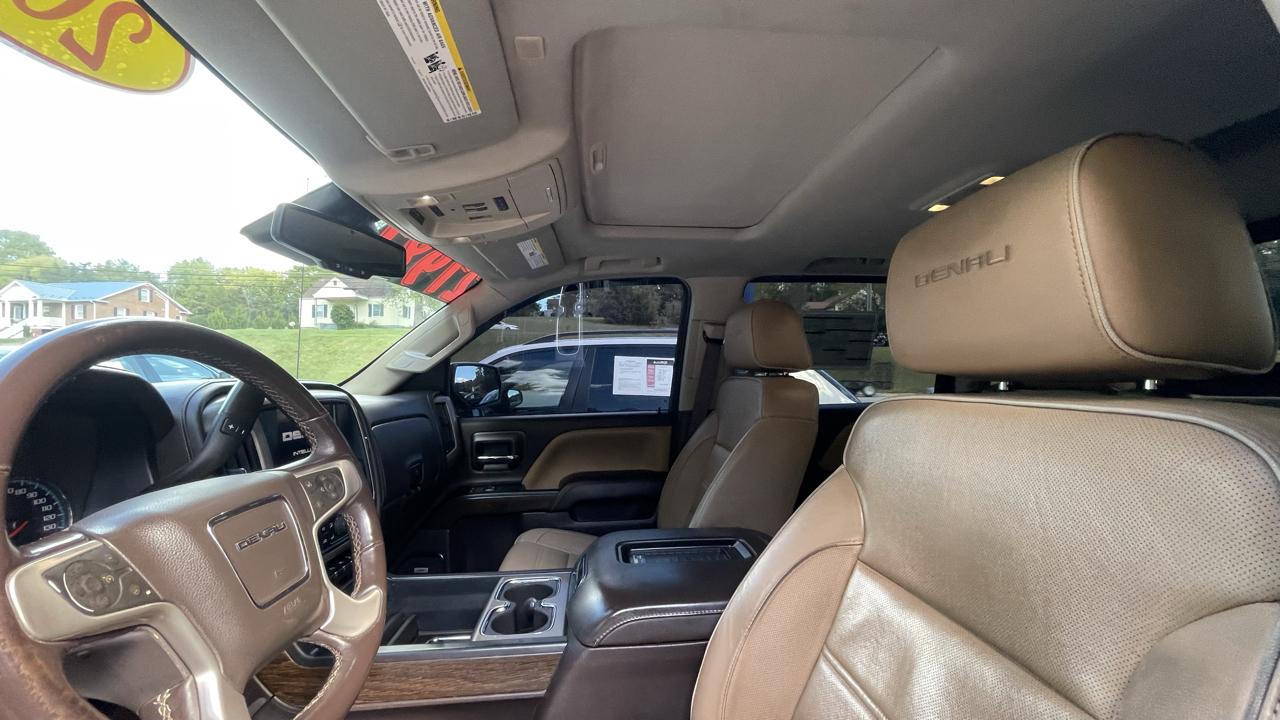 GMC Sierra 1500 Denali Crew Cab Long Box 4WD 2017