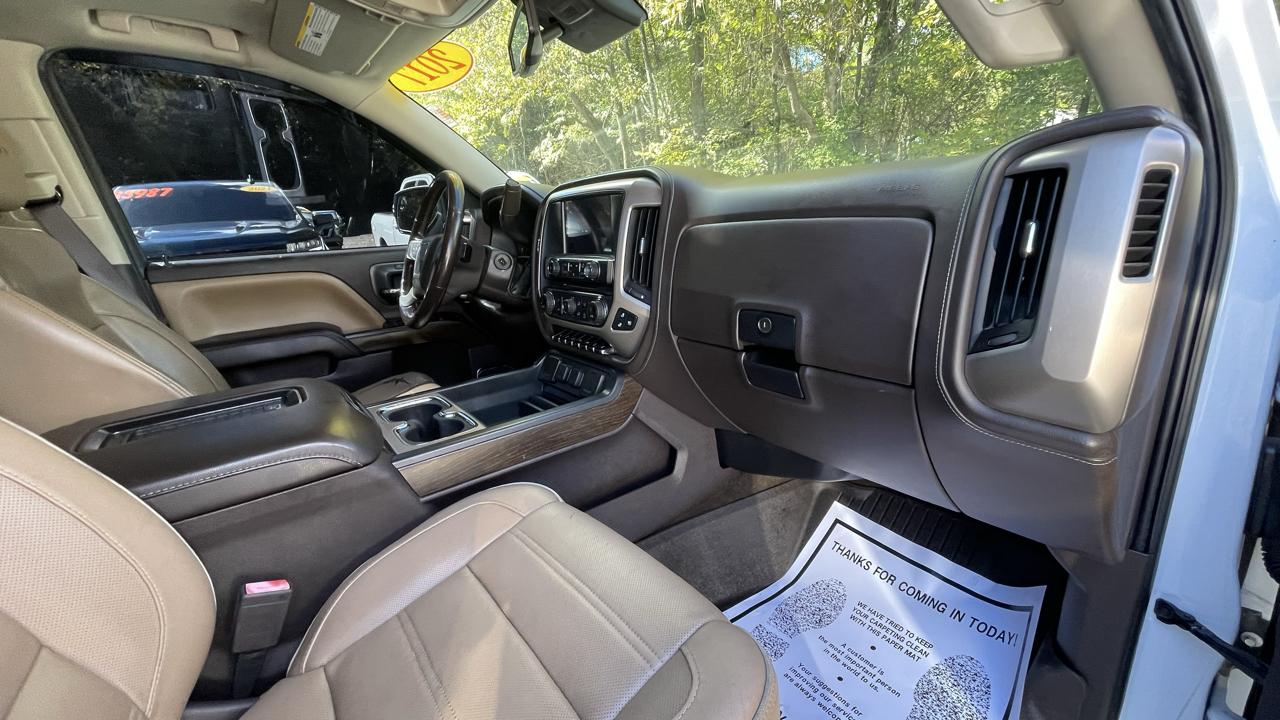 GMC Sierra 1500 Denali Crew Cab Long Box 4WD 2017