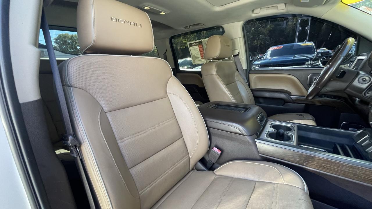 GMC Sierra 1500 Denali Crew Cab Long Box 4WD 2017