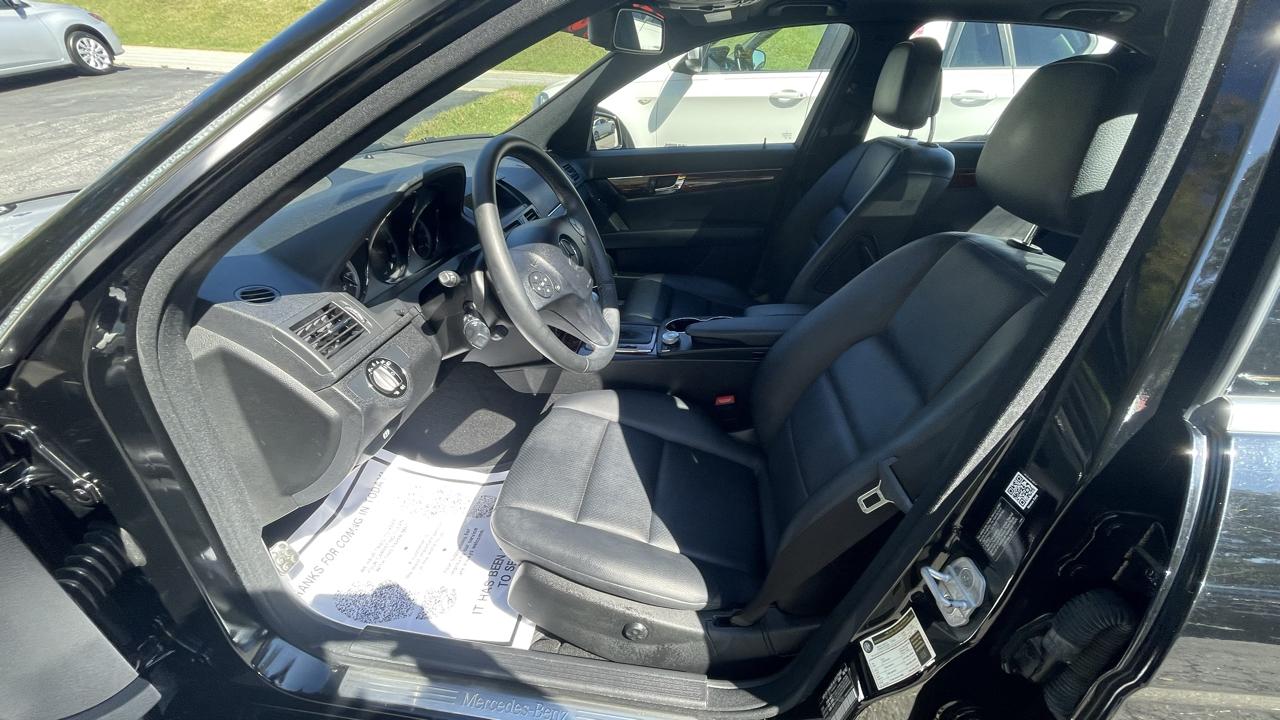 Mercedes-Benz C-Class C300 4MATIC Sport Sedan 2010