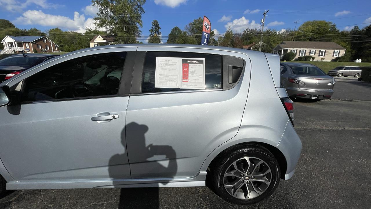Chevrolet Sonic LT Auto 5-Door 2017