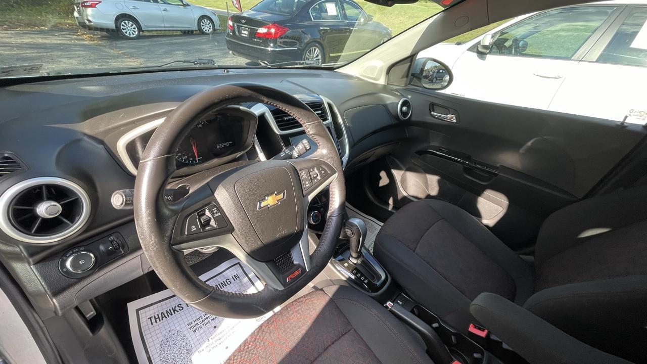 Chevrolet Sonic LT Auto 5-Door 2017