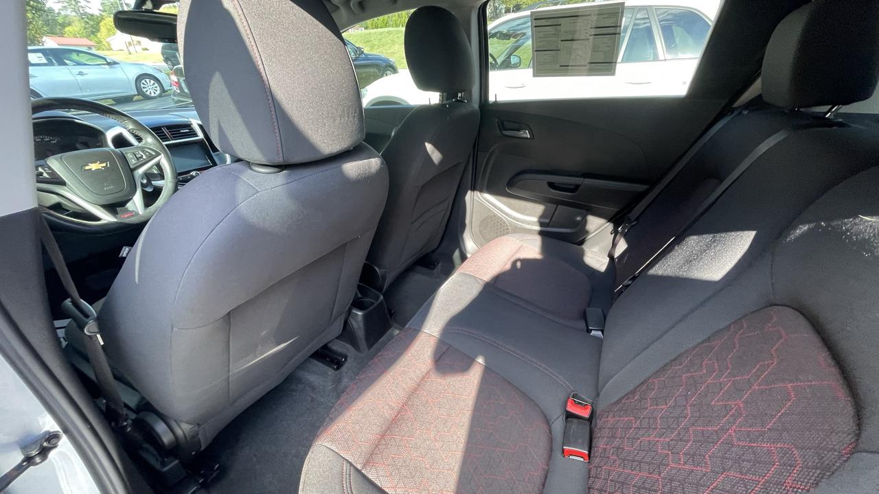 Chevrolet Sonic LT Auto 5-Door 2017
