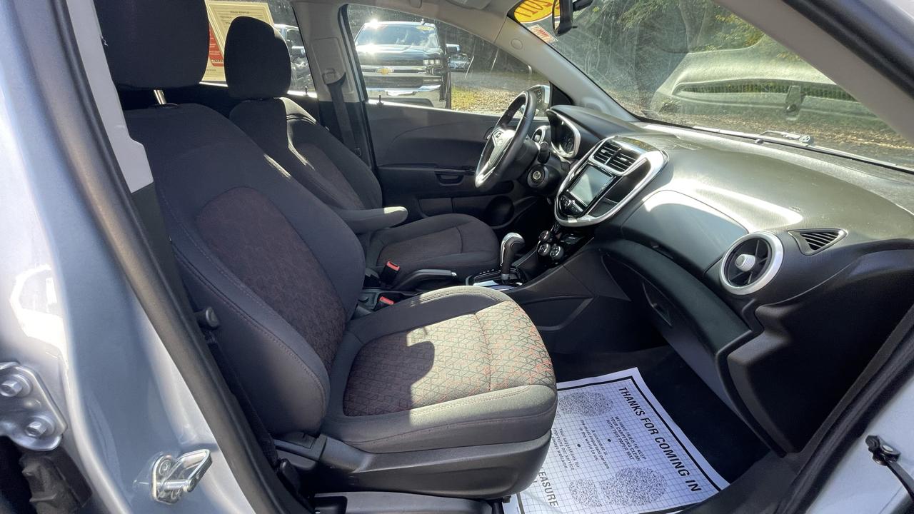 Chevrolet Sonic LT Auto 5-Door 2017