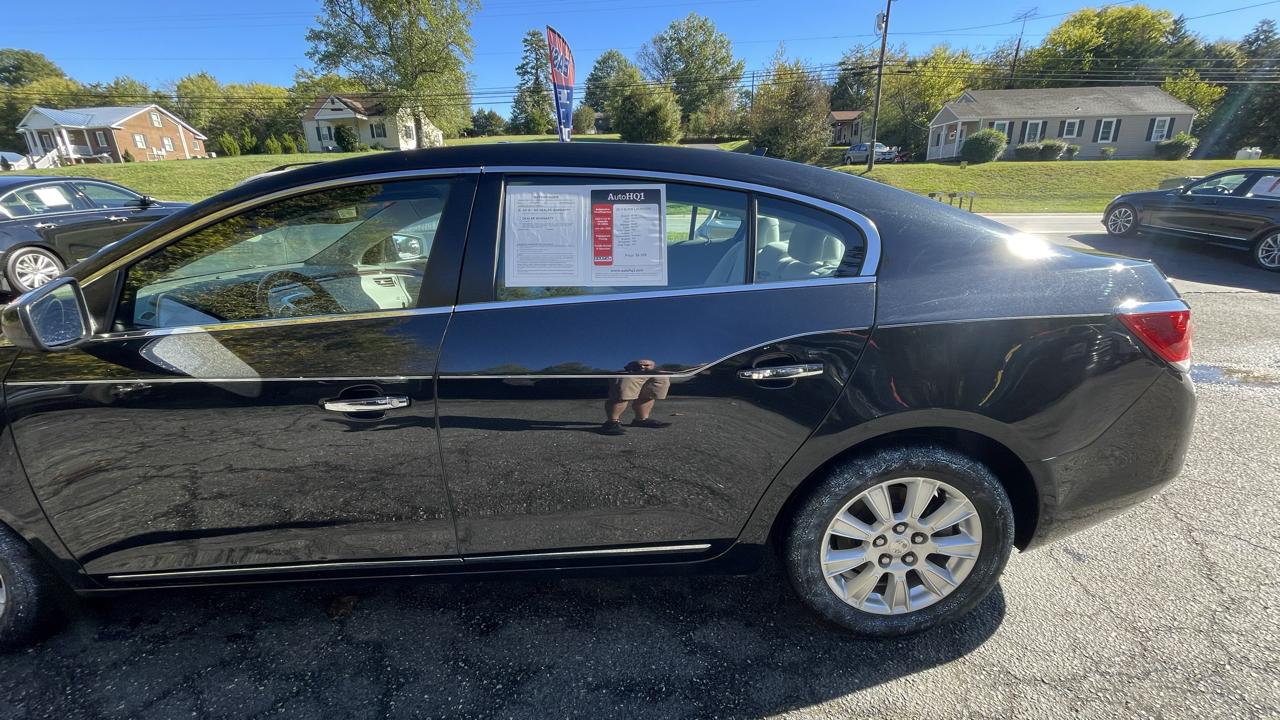 Buick LaCrosse CX 2010