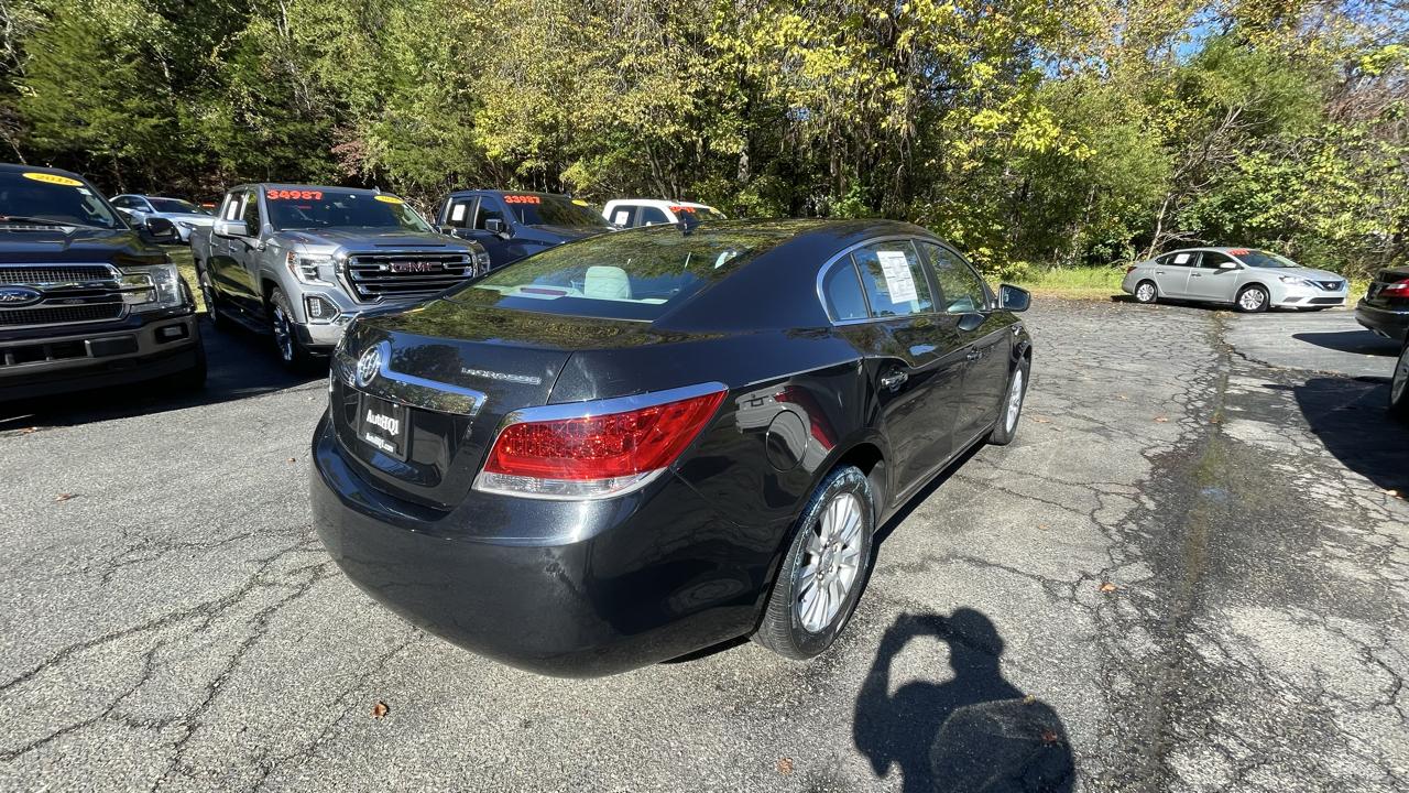 Buick LaCrosse CX 2010
