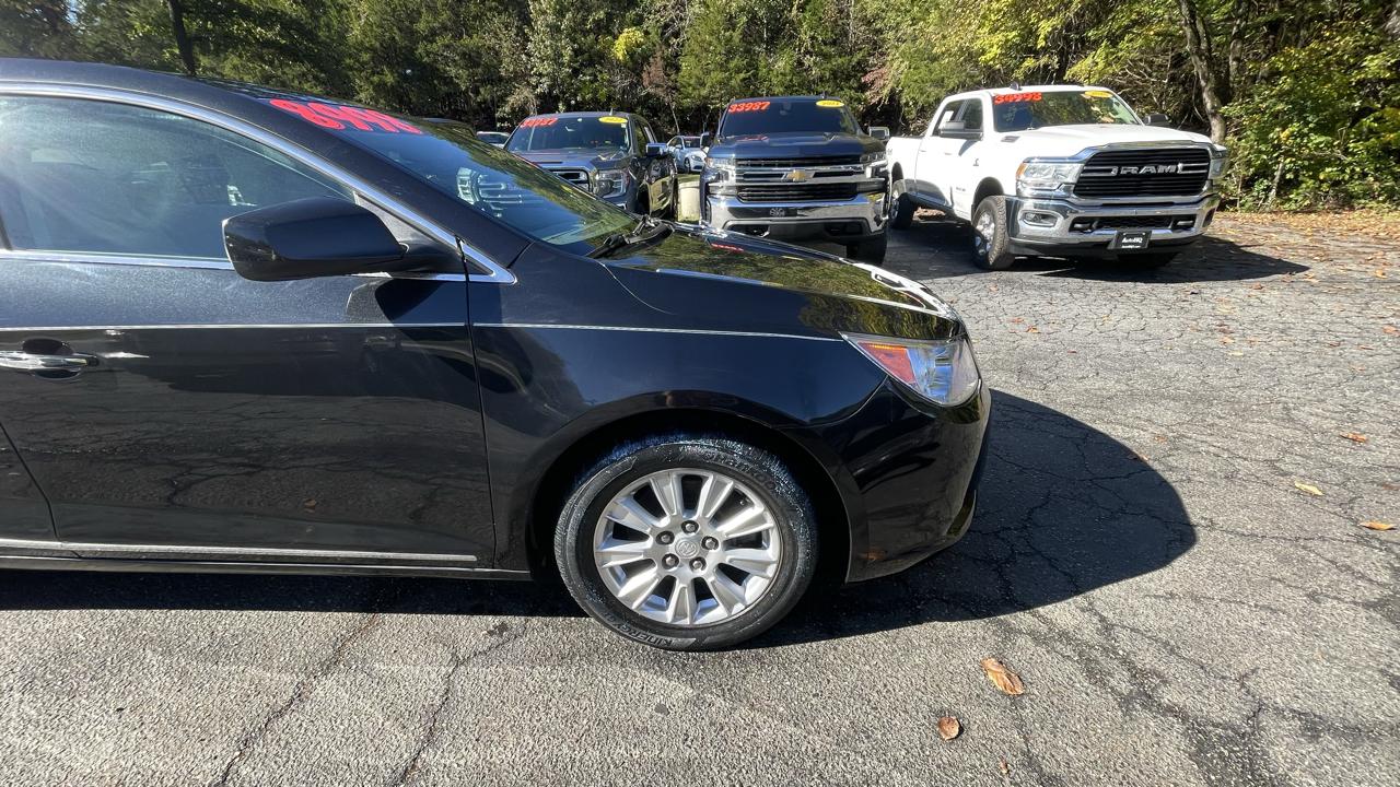Buick LaCrosse CX 2010