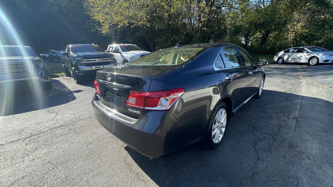 Lexus ES 350 Sedan 2010