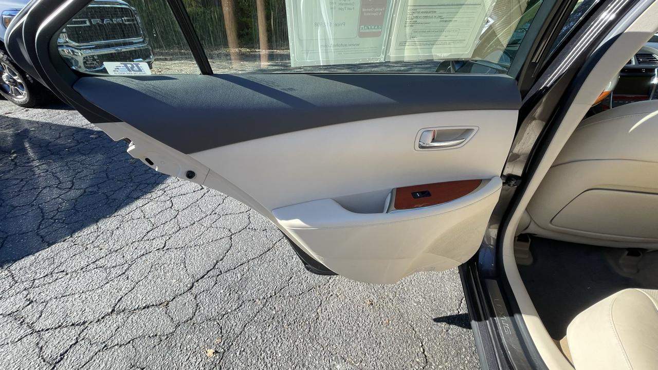 Lexus ES 350 Sedan 2010