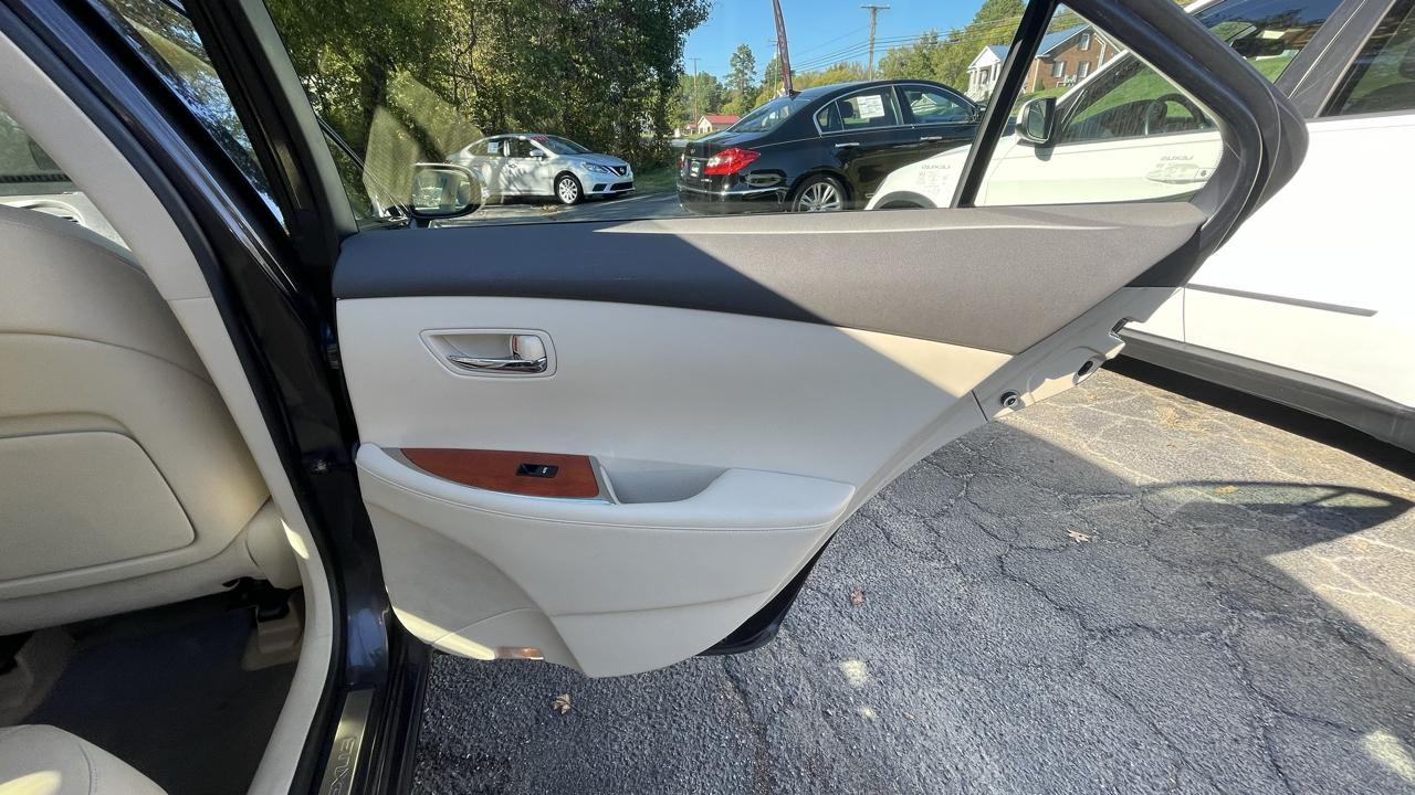 Lexus ES 350 Sedan 2010