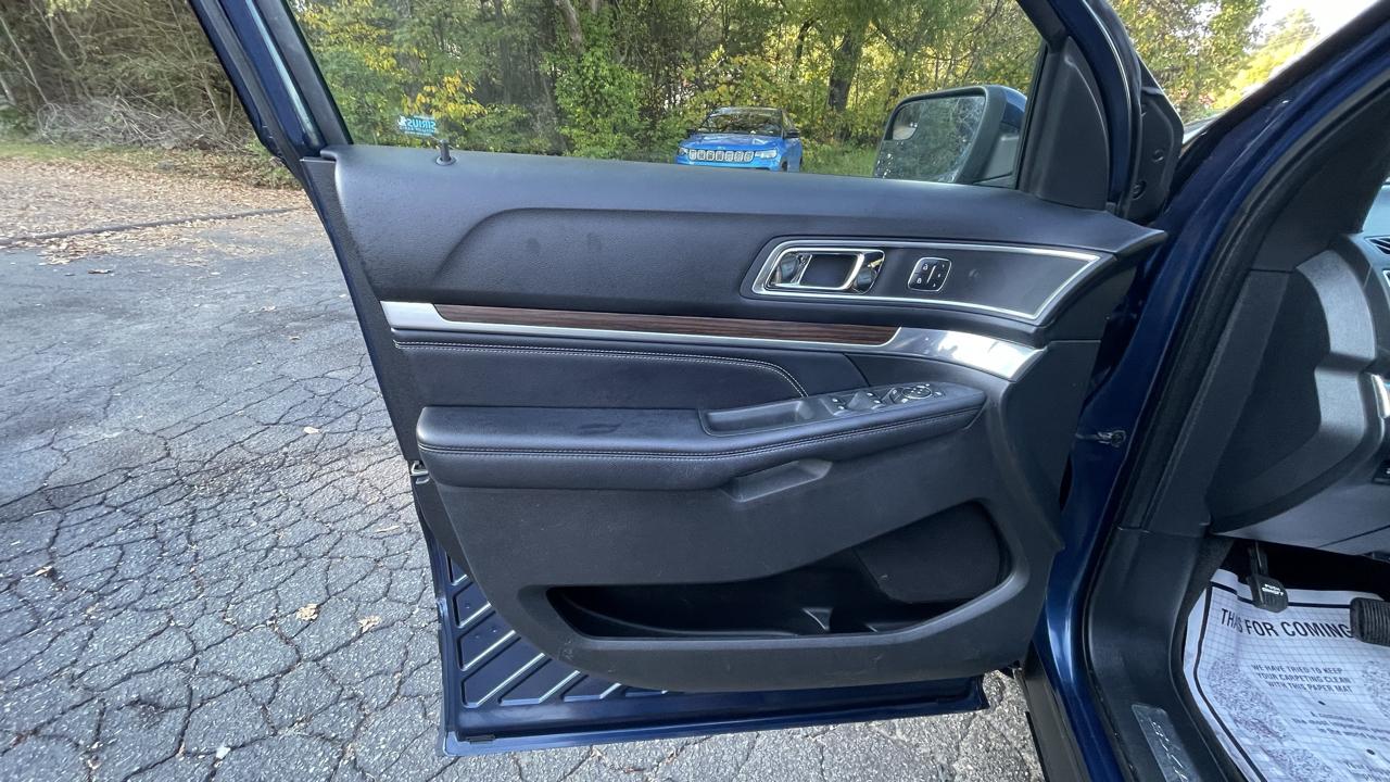 Ford Explorer Limited 4WD 2017