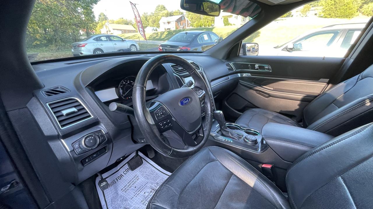 Ford Explorer Limited 4WD 2017