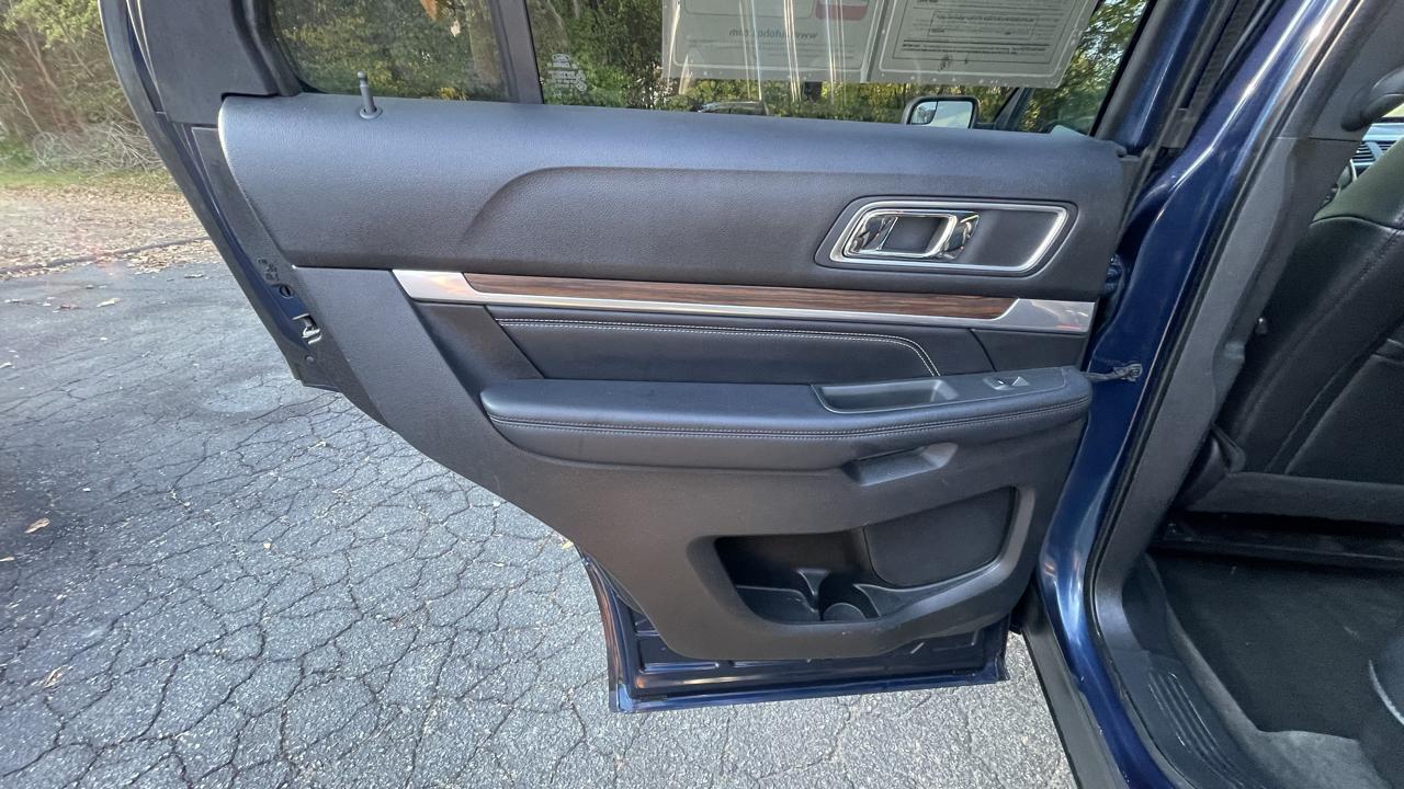 Ford Explorer Limited 4WD 2017