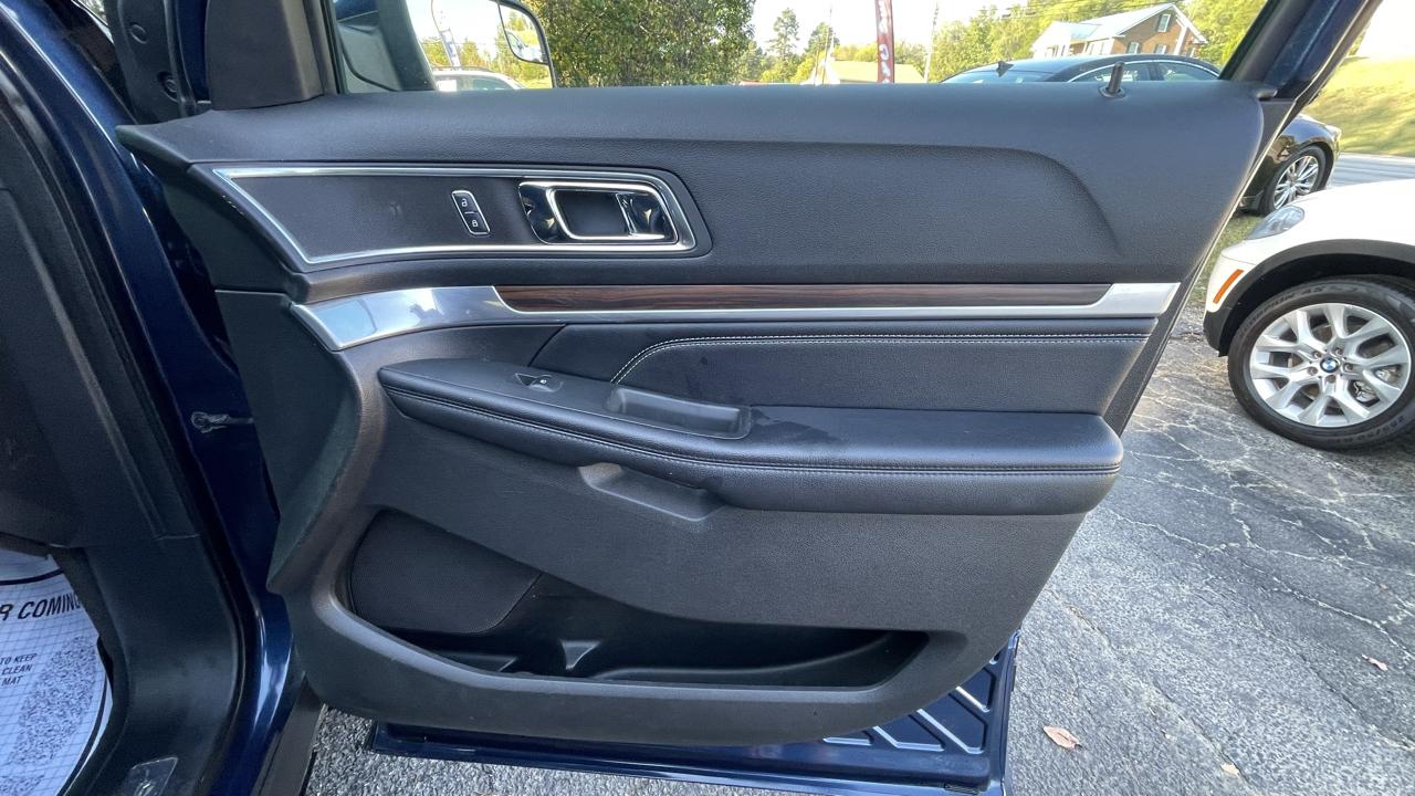 Ford Explorer Limited 4WD 2017