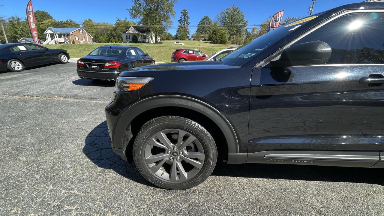 Ford Explorer XLT AWD 2021