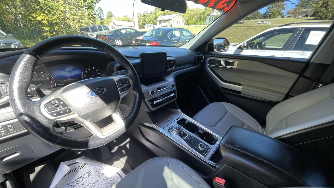Ford Explorer XLT AWD 2021