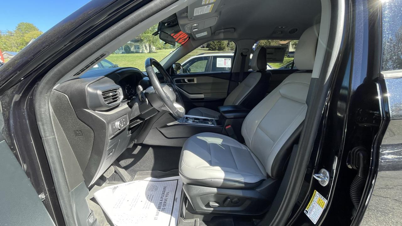 Ford Explorer XLT AWD 2021