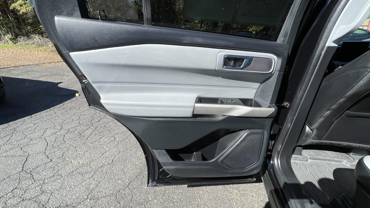 Ford Explorer XLT AWD 2021