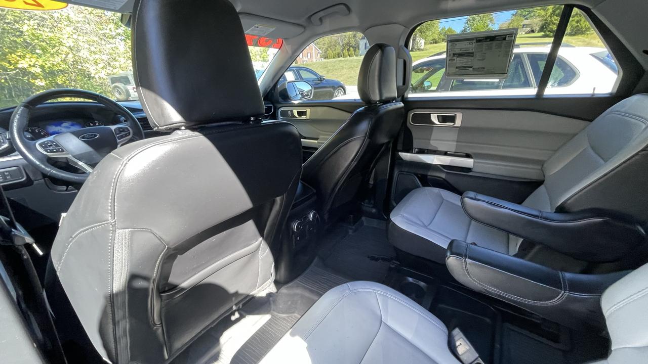 Ford Explorer XLT AWD 2021