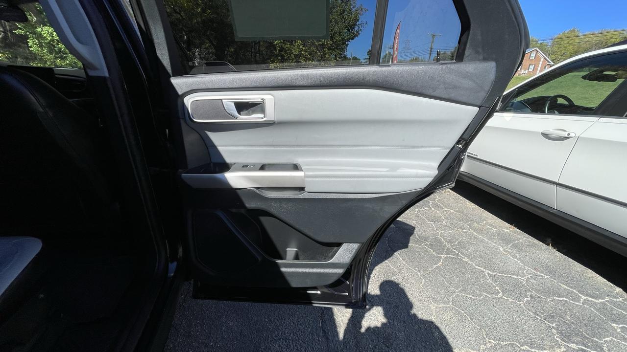 Ford Explorer XLT AWD 2021
