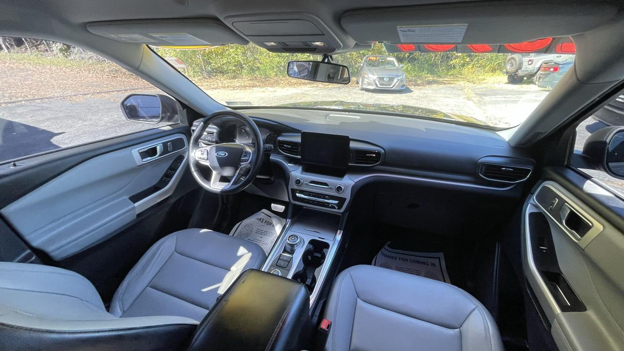 Ford Explorer XLT AWD 2021
