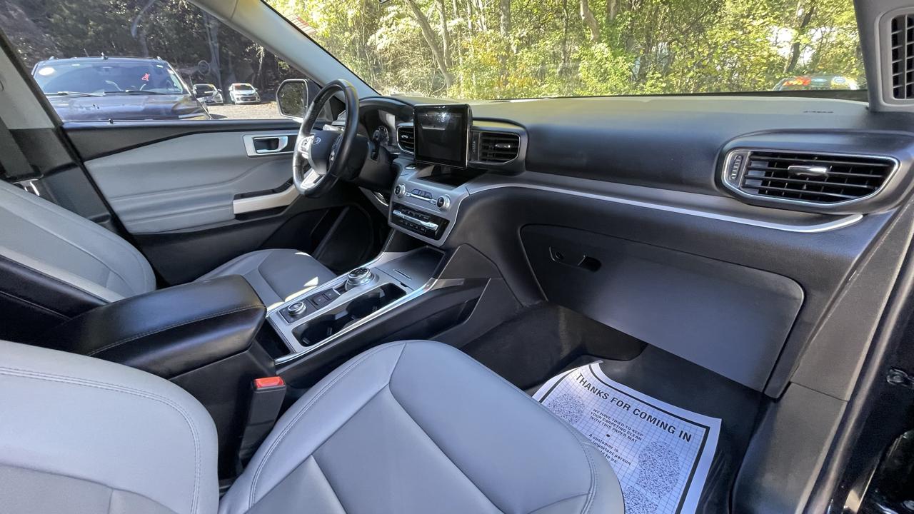 Ford Explorer XLT AWD 2021