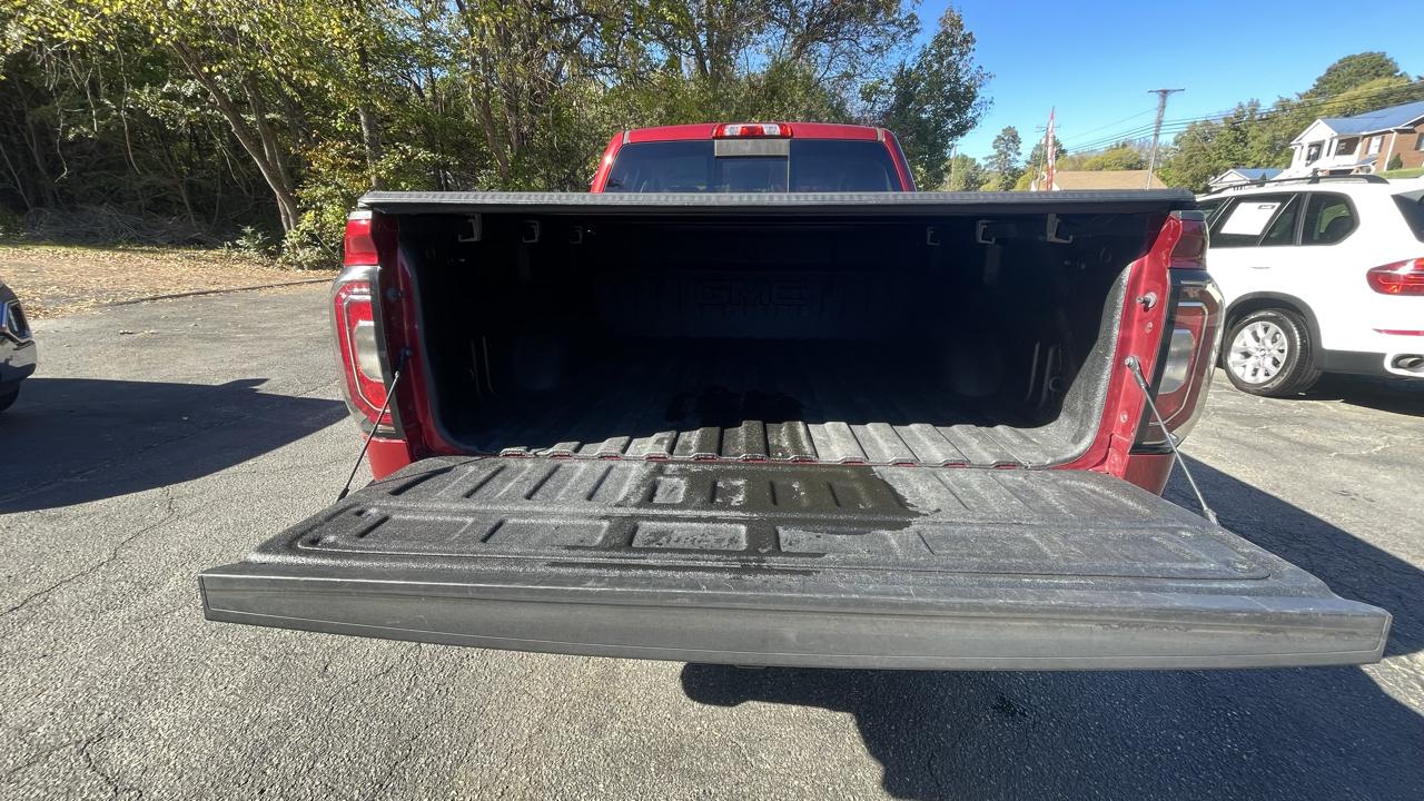 GMC Sierra 1500 SLT Crew Cab Long Box 4WD 2018
