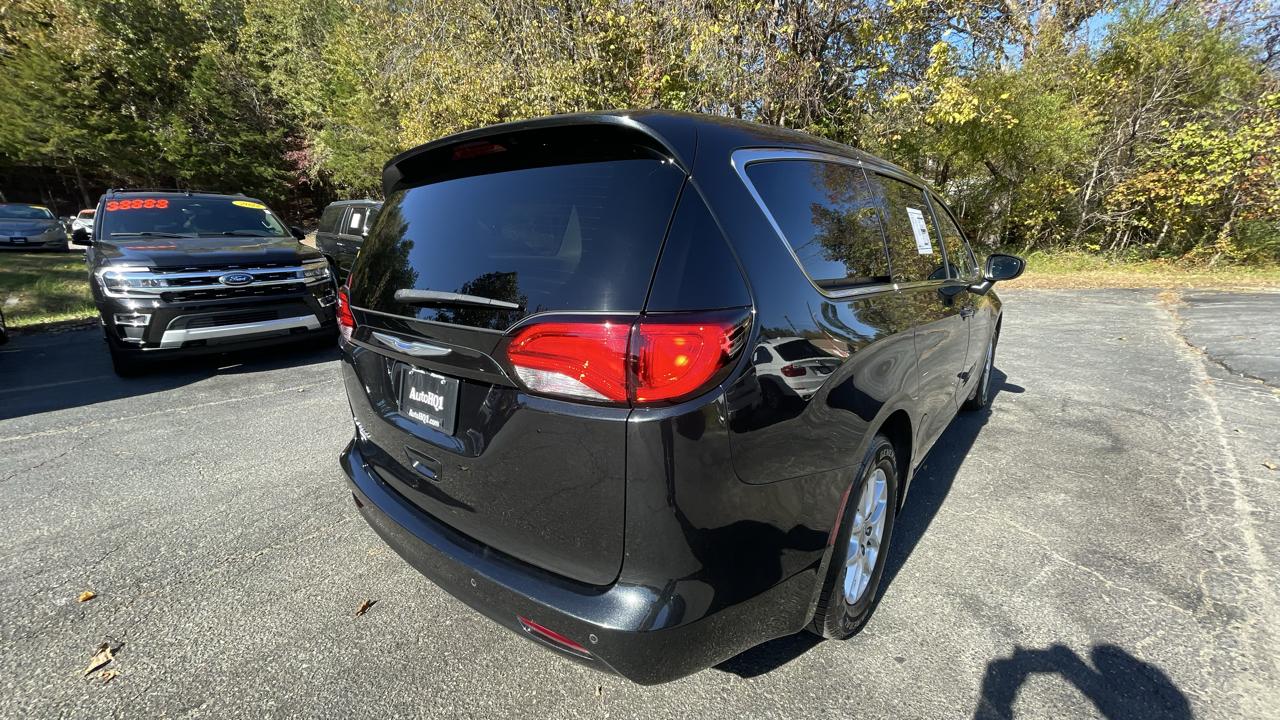 Chrysler Voyager LX 2020