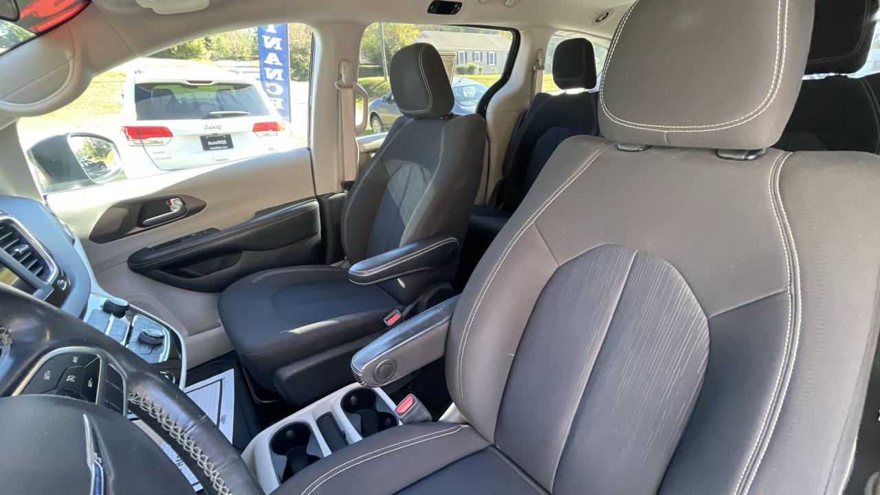 Chrysler Voyager LX 2020