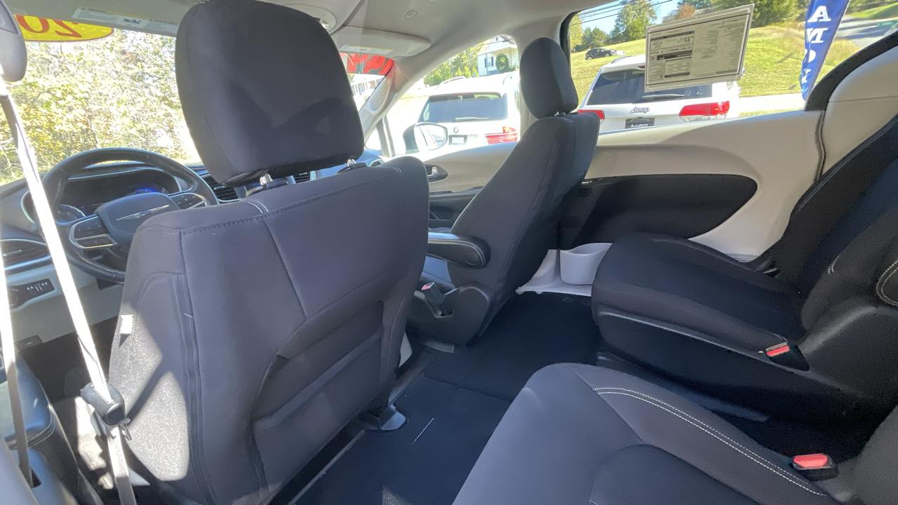 Chrysler Voyager LX 2020