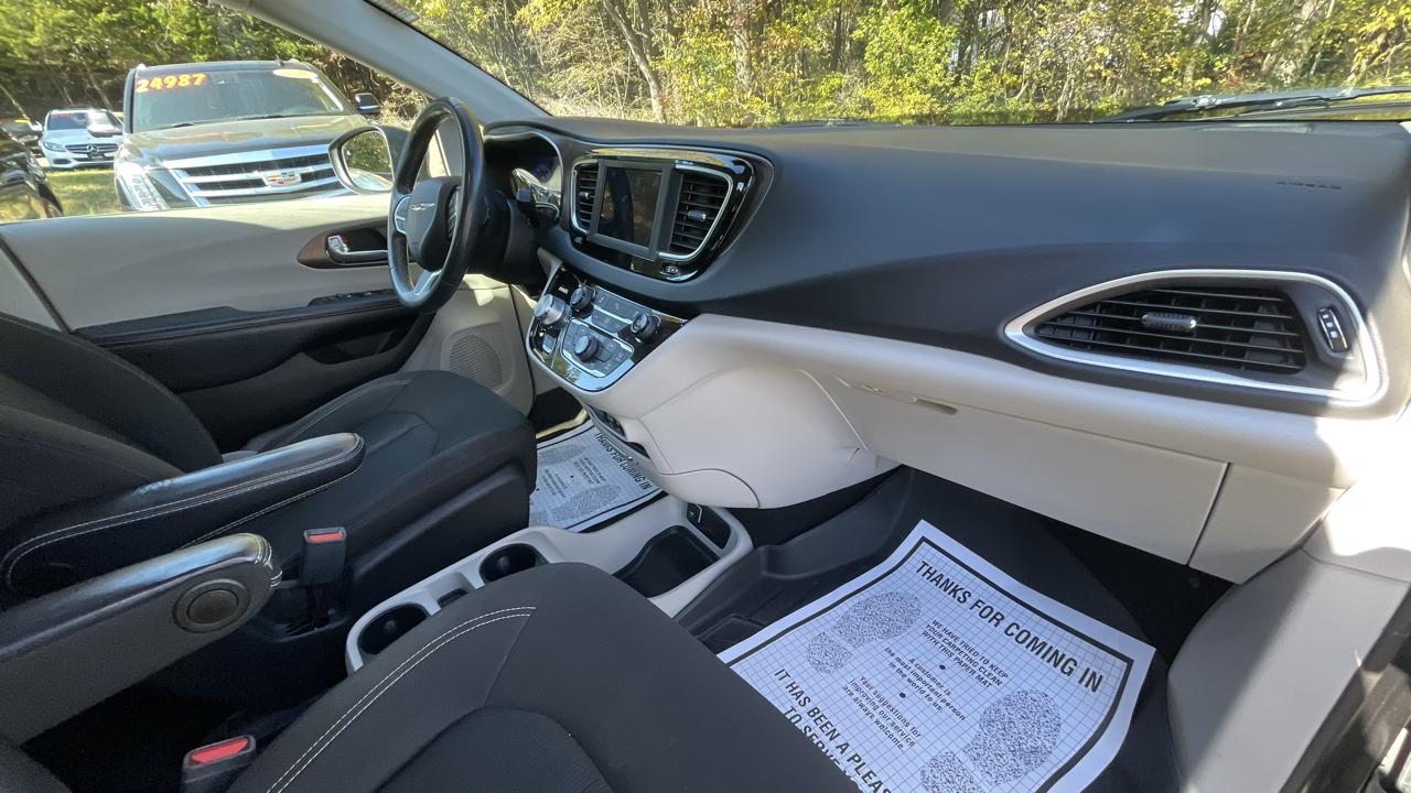 Chrysler Voyager LX 2020