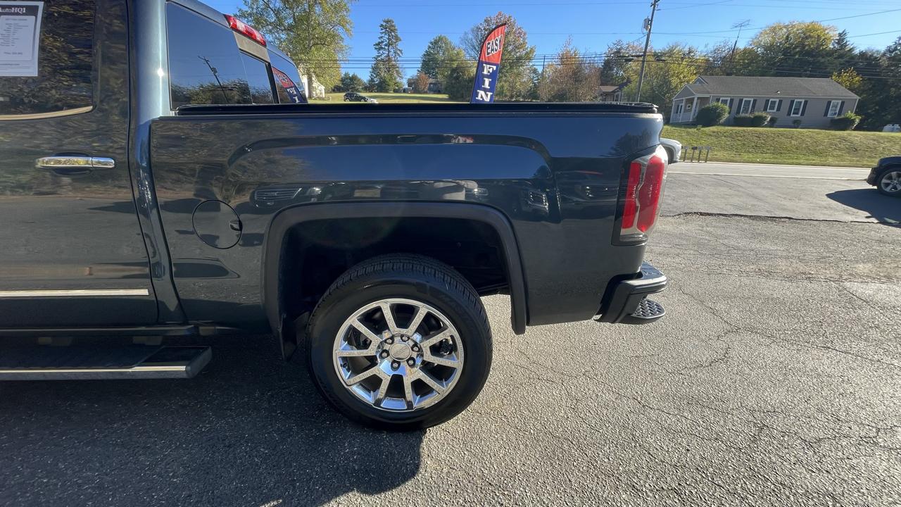 GMC Sierra 1500 Denali Crew Cab Long Box 4WD 2017