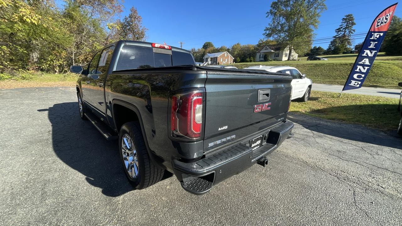 GMC Sierra 1500 Denali Crew Cab Long Box 4WD 2017